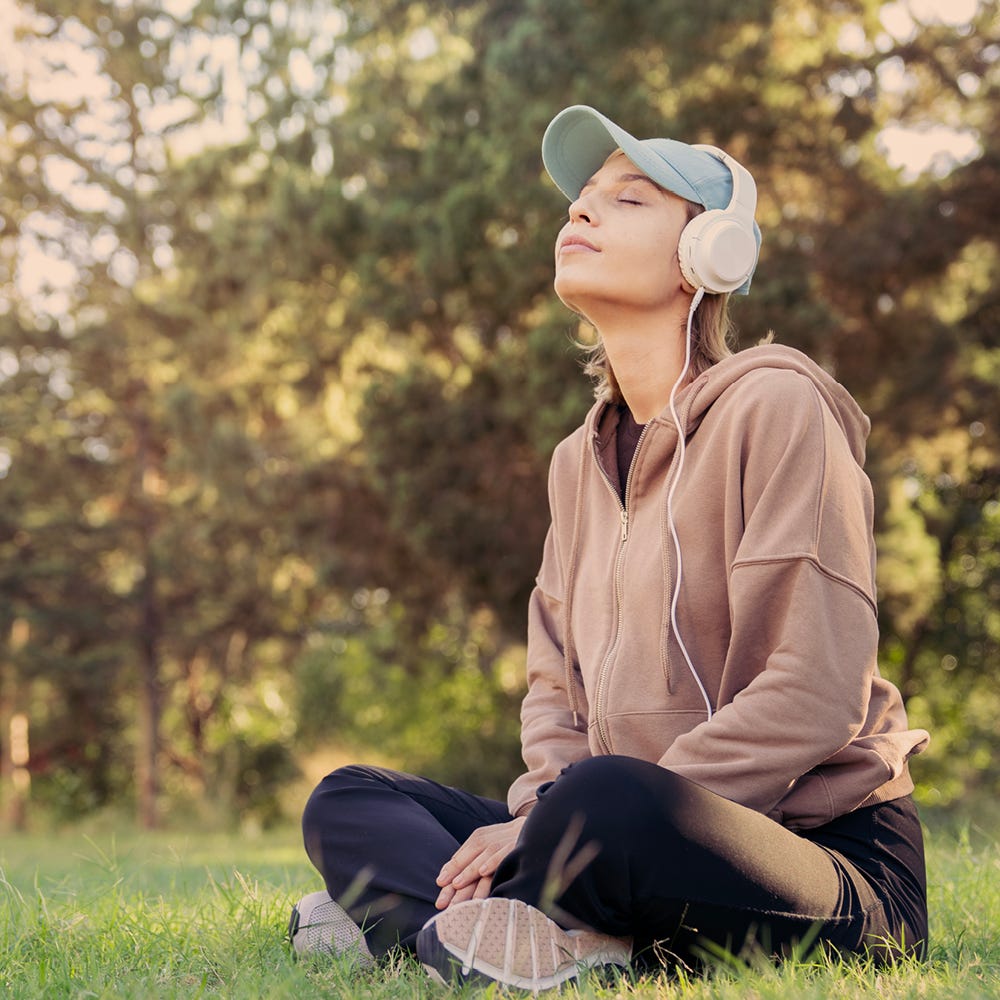How can essential oils help with stress & worry?